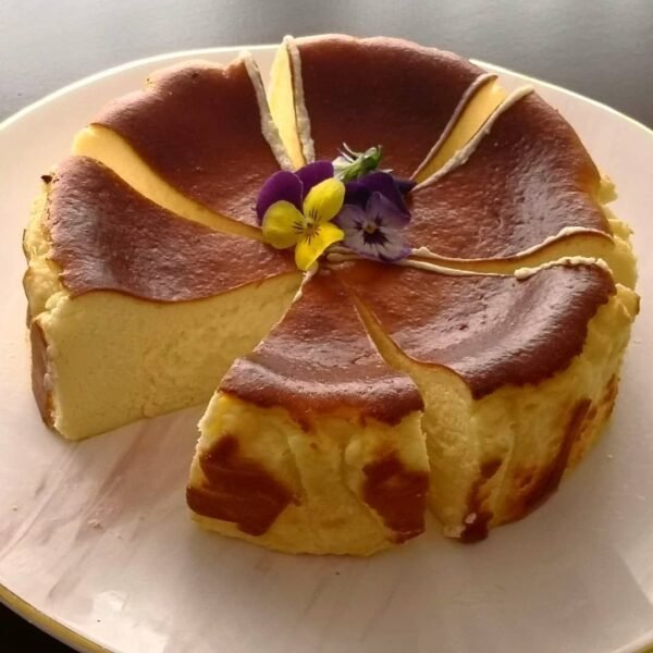 San Sebastian Cheesecake (12 Slices)